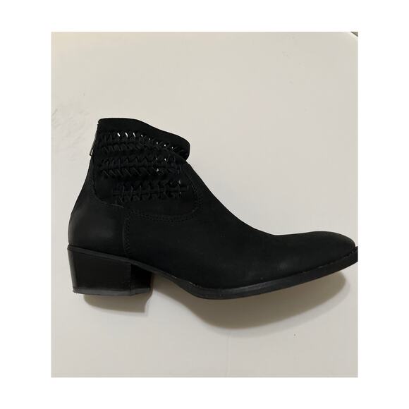 Very Volatile Leather Braided Distressed Zip Up Black Booties 8.5 - Picture 5 of 10